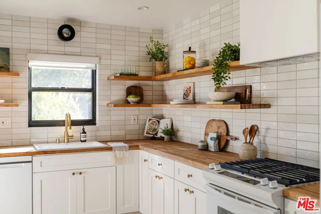 1943 12th 2, Santa Monica, California 90404 home-pic-18